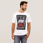 Großes "HOHES T-Stück des n der Männer durch Dal T-Shirt (Vorne ganz)