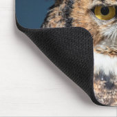 Großes Horned Owl Portrait Mousepad (Ecke)