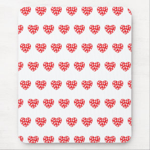 Grosses rotes Herz mit kleinen Herzen Mousepad