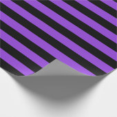 Grosses schwarzes und Lila Schleifpapier Geschenkpapier (Ecke)