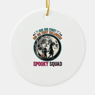 Großes Schwester Halloween-Shirt für ihre erste gr Keramik Ornament