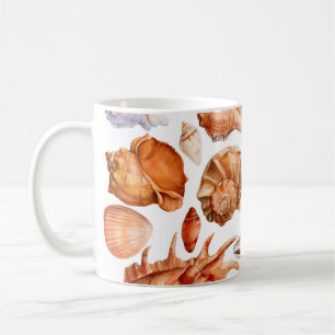 großes Set Muscheln auf einem abgeschiedenen, weiß Kaffeetasse