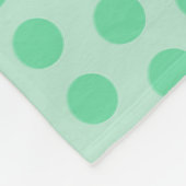 Großes tadelloses grünes Tupfenmuster, Retro Art Fleecedecke (Ecke)