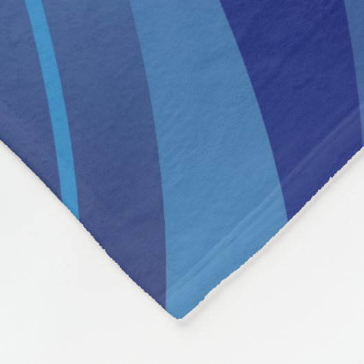 Grosses Wasser im Ozean Doppelseitiger Schlüsselan Fleecedecke (Ecke)