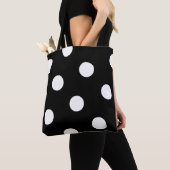 Grosses weißes Polka Dot-Muster - Farbschwarz Tasche (Von Nahem)