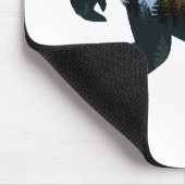 Großfuß im nächtlichen Wald Mousepad (Ecke)