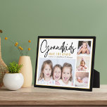 Großkinder machen Life Grand Personalisiert 4 Foto Fotoplatte<br><div class="desc">Ein modernes Foto-Collage Geschenk für Großeltern mit einem sentimentalen Zitat: "Enkel machen das Leben groß".Persönlich mit 4 Bildern und Enkeln-Namen machen es zu einem unvergesslichen Geschenk für den Tag,  den Tag,  die Weihnachten und den Geburtstag der Großeltern.</div>