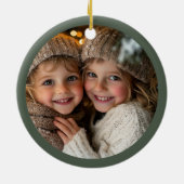 Großmutter Holly Crest Weihnachtsfoto Keramik Ornament (Hinten)