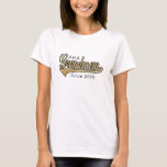 Großmutter Shirt "AKA (auch bekannt als Großmutter<br><div class="desc">AKA (auch bekannt als) Großmutter, Seit 2009 Personalisieren Sie Ihre ganz eigene, stolz darauf, ein Großmutter-Shirt zu sein. Ersetzen Sie "AKA and Seit 2009" Text durch Ihren eigenen. Wählen Sie Ihren bevorzugten Schriftart Stil, Farbe und Größe. Wählen Sie aus über 155 Shirt Stilen, Farben und Größen für dieses Design. Passen...</div>