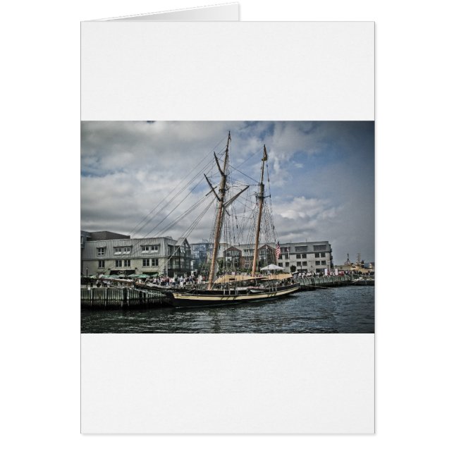 Großschiff in Halifax (Vorne)