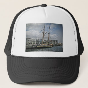Großschiff in Halifax Truckerkappe