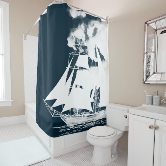 Großschiff und Wolken Duschvorhang (Beispiel)