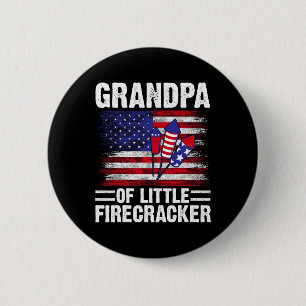 Großvater des kleinen Firecracker am 4. Juli Gran Button