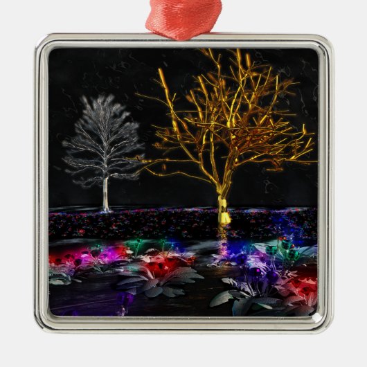 Grove of Living Gems Ornament (Vorne)