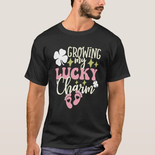 Growing My Lucky Charm St Patrick's Day Pregnancy T-Shirt (Vorderseite)