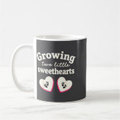 Growing Two Little Sweethearts Valentines Pregnanc Kaffeetasse (Links)