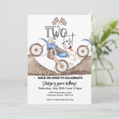 Growing up TWO FAST Blue Dirt Bike 2nd birthday Einladung (Stehend Vorderseite)
