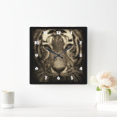Growling Tiger Face in Sepia Tones Quadratische Wanduhr (Zuhause)