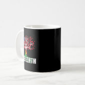 Grown African Root Tree Juneteenth Black Freedom Kaffeetasse (Vorderseite Links)