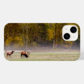 Grozing Elk Couple iPhone Case (Rückseite (Horizontal))