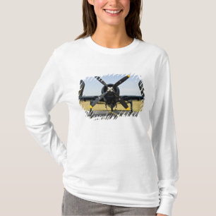 Grumman F8F Bearcat Marine-Trägerflugzeug auf dem T-Shirt