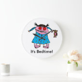 Grump Girl Clock Große Wanduhr (Zuhause)