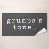 Grumpa | Funny Grumpy Grandpa in Schwarz und Weiß Badehandtuch (Badehandtuch)