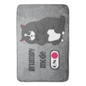 Grumpiger Modus bei lustiger, dicker Katze Badematte (Vorderseite Vertikal)