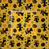 Grumpy Black Halloween Cats und Spooky Pumpkins Stoff (Kachel)