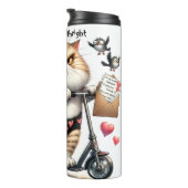 Grumpy Cat auf einem Scooter Thermosbecher (Nach rechts gedreht)