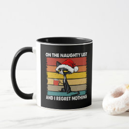 Grumpy Christmas Cat auf der Naughty List Tasse