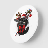 Grumpy Christmas Cat with Santa Hat and Antlers Runde Wanduhr (Winkel)