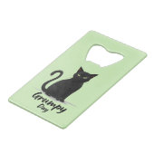 Grumpy Day mit Black Cat Geldbeutel Flaschenöffner (Vorderseite Schrägansicht)