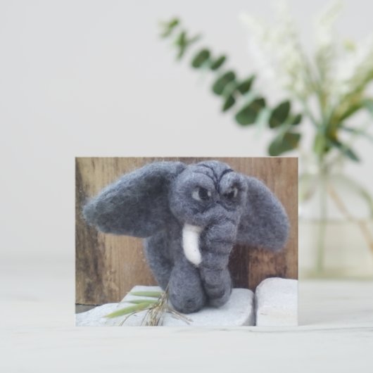 Grumpy elefant postkarte (Stehend Vorderseite)