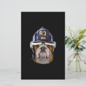 Grumpy English Bulldog Wear Firefighter Helm Briefpapier (Stehend Vorderseite)