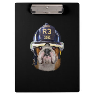 Grumpy English Bulldog Wear Firefighter Helm Klemmbrett