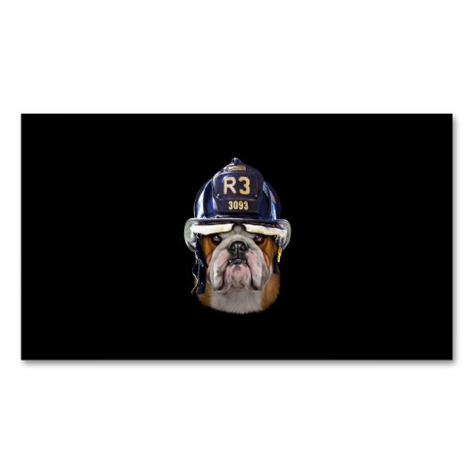 Grumpy English Bulldog Wear Firefighter Helm Magnetische Visitenkarte (Vorderseite)