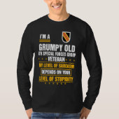 Grumpy Old 5th Special Forces Group Veteran Father T-Shirt (Vorderseite)