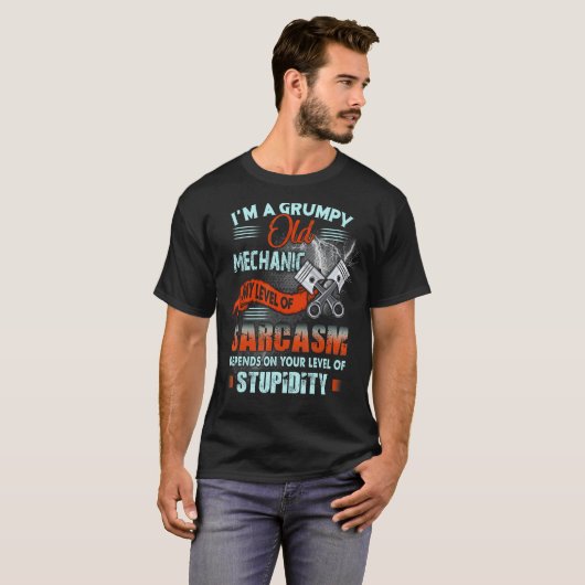 Grumpy Old Mechanic T-Shirt (Vorne ganz)