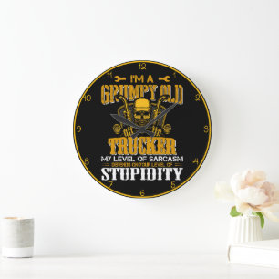 Grumpy Old Trucker Sarcasm Große Wanduhr