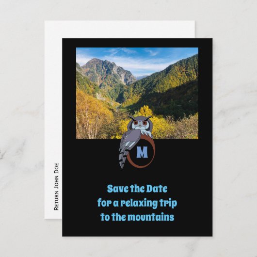 Grumpy Owl Nesting on Monogram Egal Foto Einladungspostkarte (Vorne/Hinten)