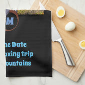 Grumpy Owl Nesting on Monogram Egal Foto Geschirrtuch (Viertel Falte)