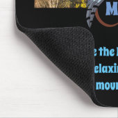 Grumpy Owl Nesting on Monogram Egal Foto Mousepad (Ecke)