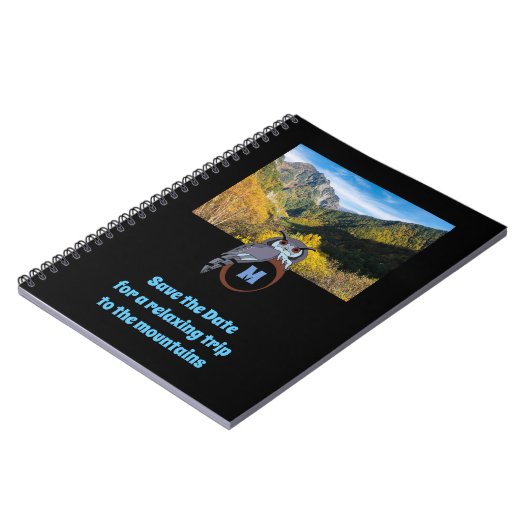 Grumpy Owl Nesting on Monogram Egal Foto Notizblock (Linke Seite)