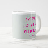 Grumpy Queen Pink Punk Jumbo-Tasse (Vorderseite Rechts)
