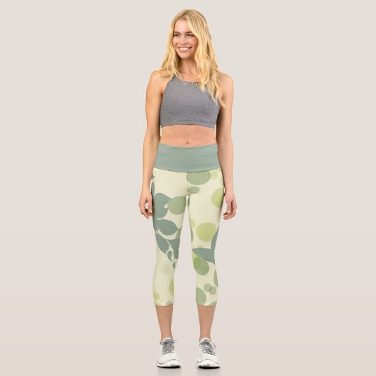 Grün auf Grün Capri Leggings (Vorderseite)