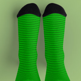 Grün auf Socken mit grüner gestreifter Crew