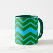 Grün Blau Chevron Zickzack-Design Tasse (VorderseiteRechts)