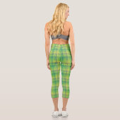 Grün-blau kariertes abstraktes Muster Capri Leggings (Rückseite)