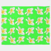 Grün Frangipani Delight, großes Fleece Blanket. (Vorderseite (Horizontal))